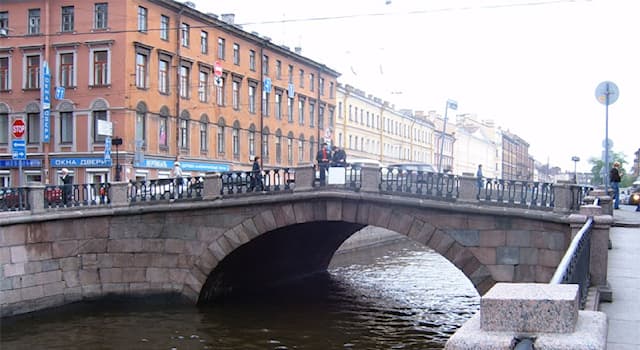 Общество Вопрос: Моста с каким названием НЕТ в Санкт-Петербурге?
