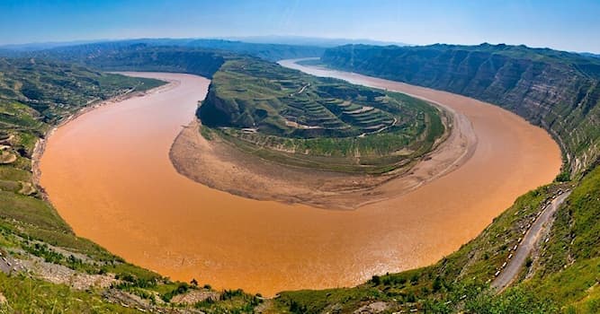 География Вопрос: Как называется желтая река в Китае?