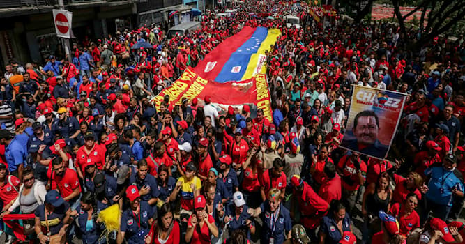 История Вопрос: В каком году началась "Боливарианская Революция" в Венесуэле?
