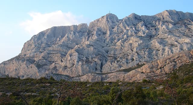 Culture Trivia Question: Which artist repeatedly painted Mont Sainte-Victoire?