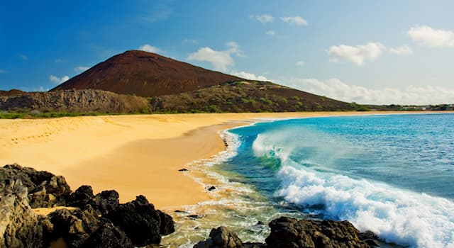 Geography Trivia Question: Ascension Island in the South Atlantic Ocean belongs to which sovereign state?