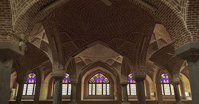 Культура Вопрос: Чем славится иранский город Тебриз?