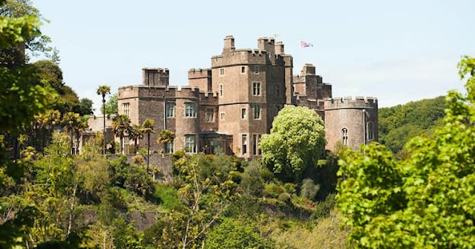 Geography Trivia Question: Dunster castle is in which English county?