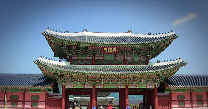 Geography Trivia Question: In which country is the Gyeongbok Palace located?