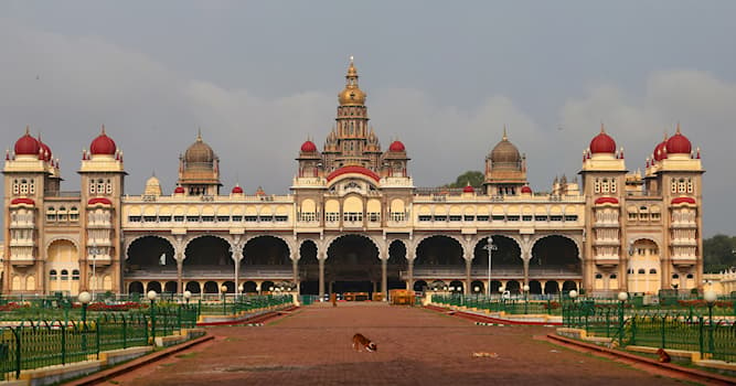 Geography Trivia Question: In which Indian city is the Amba Vilas Palace?