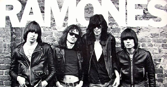 Cultuur Trivia Vraag: Punkband The Ramones hebben zich genoemd naar Paul Ramon: van welke bekende zanger was dat een pseudoniem?