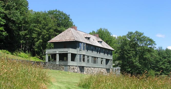 Culture Trivia Question: This house in Vermont, known as "Naulakha", belonged to which English author?