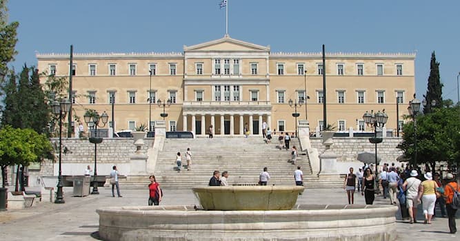Geografia Domande: In quale città greca si trova Piazza Syntagma?