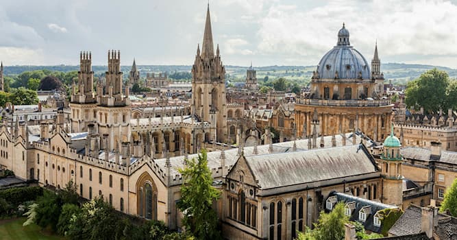 Movies & TV Trivia Question: Which actor taught English poetry at Oxford University in the 1970s?