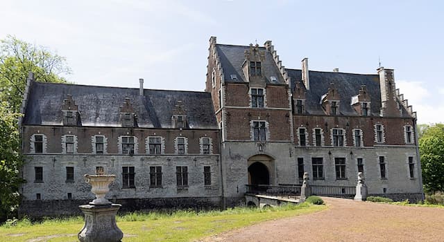 History Trivia Question: Which artist lived at Elewijt Castle in Belgium from 1635 until his death in 1640?