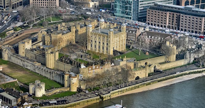 History Trivia Question: Who were among the last prisoners to be held at the Tower of London?