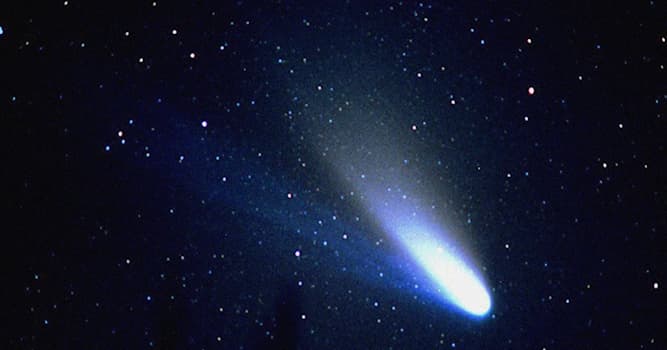 Наука Запитання-цікавинка: Яка комета є єдиною короткоперіодичною кометою, яку добре видно неозброєним оком?