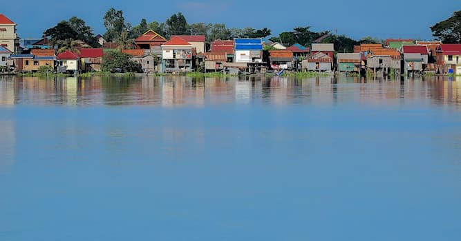 География Вопрос: Как называется озеро в Камбодже, называемое также "Камбоджийским внутренним морем"?