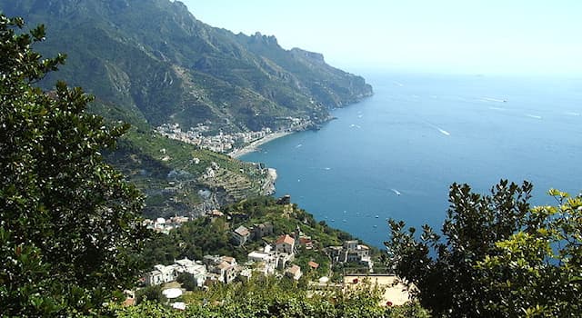 Geography Trivia Question: The Italian region of Campania has a coastline on which body of water?