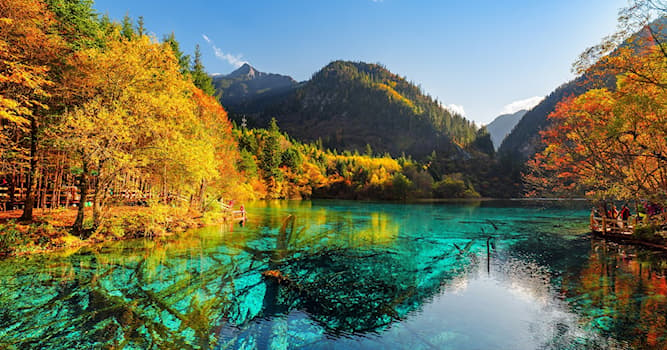 Nature Trivia Question: What is the name of this crystal clear lake in China's Jiuzhaigou National Park?