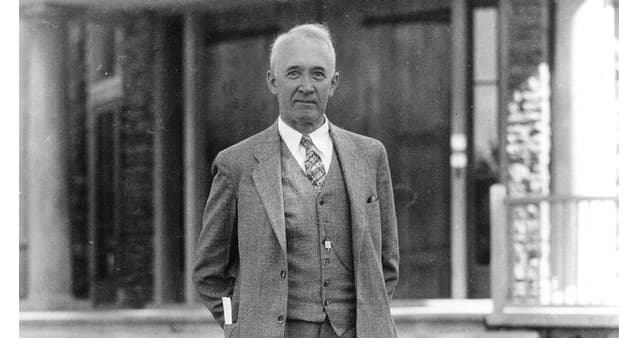 Scienza Domande: Chi era Vesto Slipher?