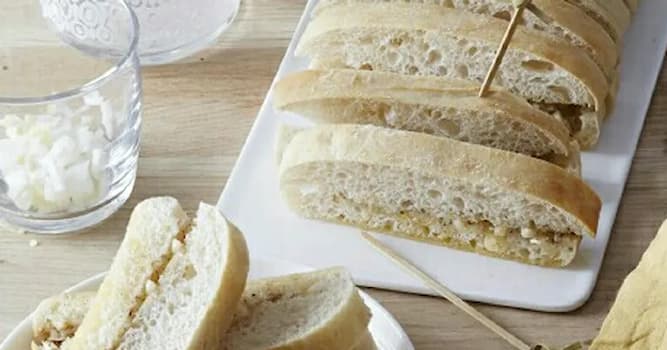 Culture Question: Comment s’appelle la spécialité vendéenne à base de pain, de beurre, généralement servie à l’apéritif ?