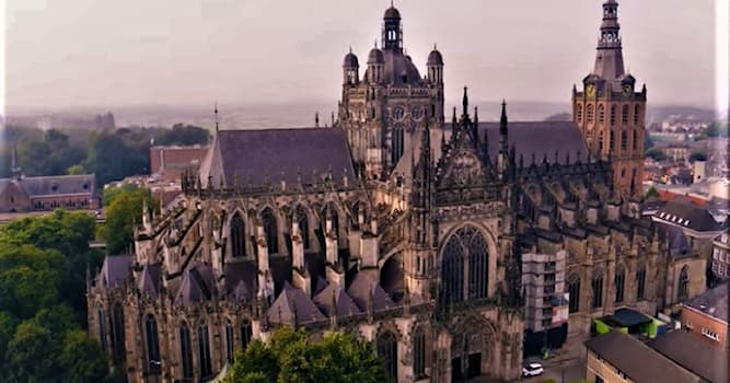 Cultuur Trivia Vraag: Hoe heet deze grote kerk in 's-Hertogenbosch ?