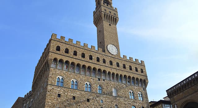 Geografia Domande: In quale paese si trova il Palazzo Vecchio?