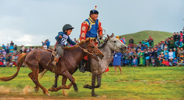 sport Pytanie-Ciekawostka: Naadam to tradycyjny mongolski festiwal obejmujący jakie trzy gry?