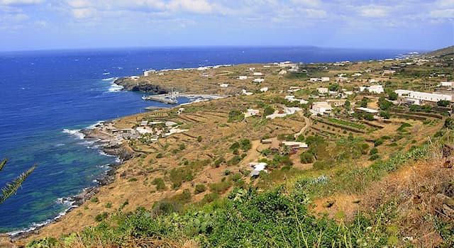 Geografia Pytanie-Ciekawostka: Gdzie znajduje się wyspa Pantelleria?