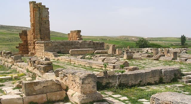 Géographie Question: Althiburos est un site archéologique qui se trouve dans quel pays ?