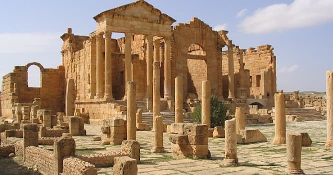 Géographie Question: Dans quel gouvernorat tunisien se situe le site archéologique de Sbeïtla vestige de l'antique Sufetula ?