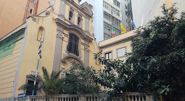 Kultura Pytanie-Ciekawostka: Gdzie znajduje się Kościół Świętych Piotra i Pawła?