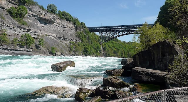 Doğa Trivia Sorusu: Niagara Nehri hangi ülkenin sınırları içindedir?