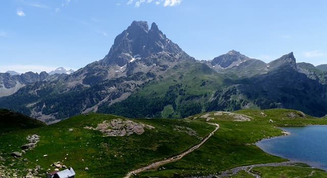 Géographie Question: Le Parc national des Pyrénées Occidentales a été créé en quelle année ?