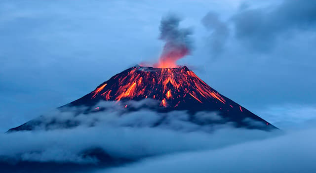 Géographie Question: Le Tungurahua est un stratovolcan qui se trouve dans quel pays ?