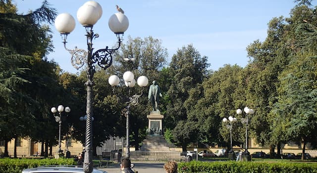 Aardrijkskunde Trivia Vraag: Independenceplein, voorheen Piazza di Barbano, ligt in welke Italiaanse stad?
