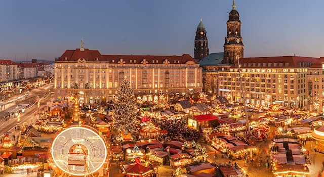 Società Domande: In quale paese si trova il primo vero mercatino di Natale al mondo Striezelmarkt?