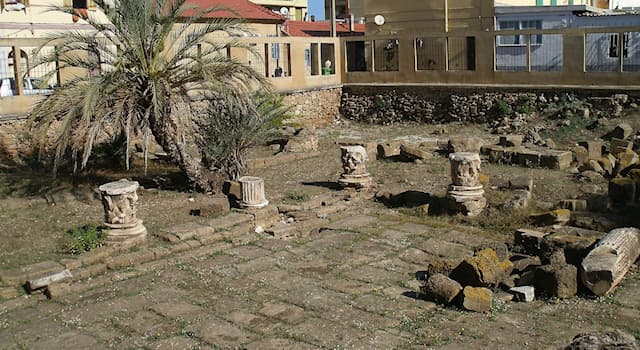 Histoire Question: Quel est le nom actuel de l’antique cité « Césarée de Maurétanie » ou Caesarea ?