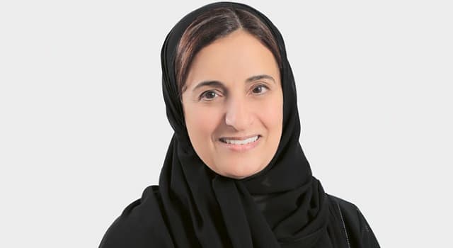 Société Question: Qui est Lubna Khalid Al Qasimi ?