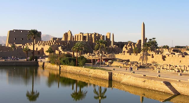 Culture Question: Dans quel pays se trouve le temple de Karnak ?