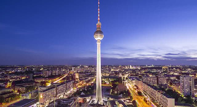 Cultuur Trivia Vraag: Waar bevindt zich de Berlijnse televisietoren?