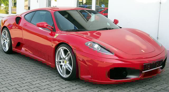 Deporte Pregunta Trivia: ¿Cuál es el nombre y modelo del auto de la foto?