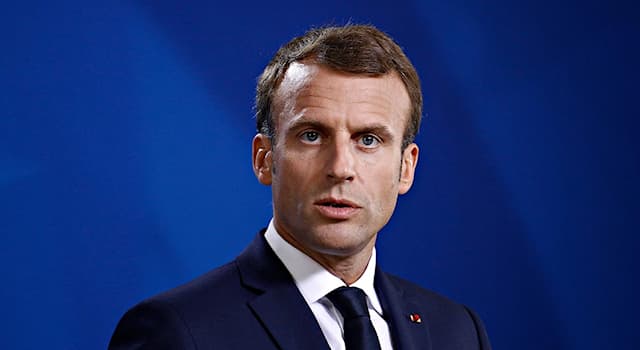 Société Question: Depuis 2017, Emmanuel Macron est président de quel pays ?