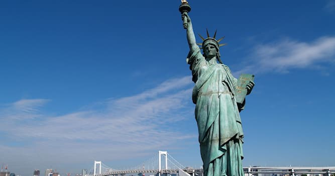 История Вопрос: Откуда у США появилась Статуя Свободы?