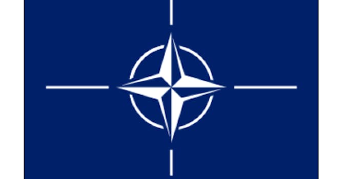 historia Pytanie-Ciekawostka: W którym roku Polska przystąpiła do NATO?