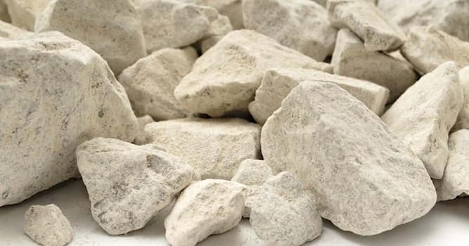 Сiencia Pregunta Trivia: ¿Qué tipo de roca termina siendo soluble en agua?