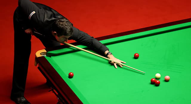 Sport Trivia Question: Which Northern Irish snooker player was also known as the 'Hurricane'?
