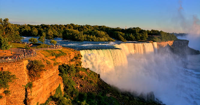 Nature Trivia Question: How many waterfalls do Niagara Falls consist of?