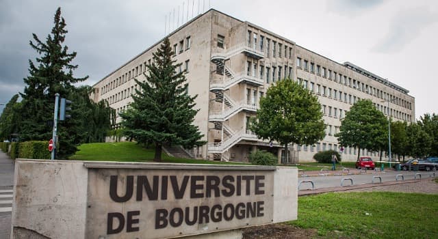 Culture Question: L'université de Bourgogne est une université française fondée en quelle année ?