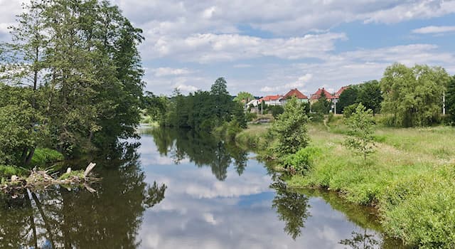 Geografia Pytanie-Ciekawostka: Nad jaką rzeką leży Kłodzko?