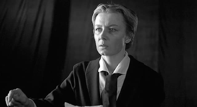 Кино Вопрос: Образ какой женщины-революционерки воплотила актриса Алла Демидова в советском фильме «Шестое июля» 1968 года?