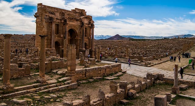 Géographie Question: Quelle cité antique est surnommée « Pompéi de l'Afrique du Nord » ?