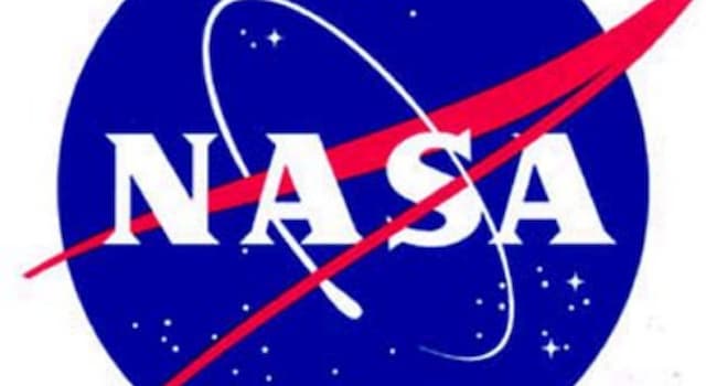 Scienza Domande: Per cosa sta l'acronimo NASA?