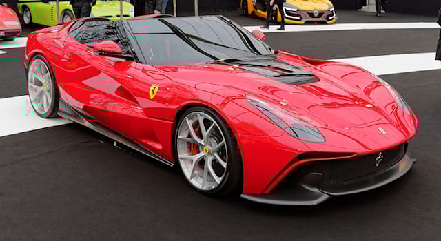 sport Pytanie-Ciekawostka: Jakie są nazwa i model samochodu na zdjęciu?